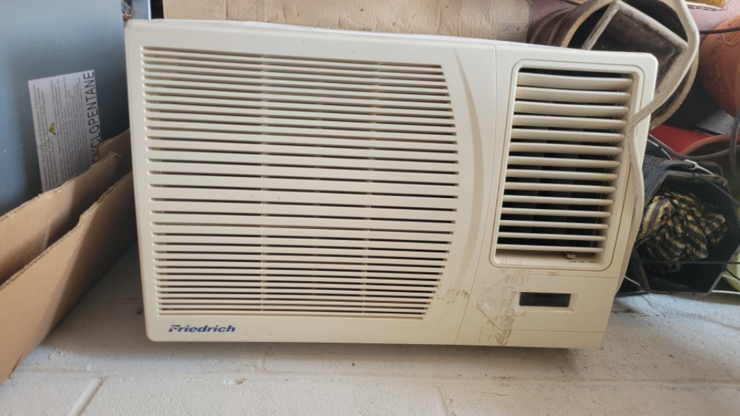Friedrich CP14N10 Window Air Conditioner - photo 2