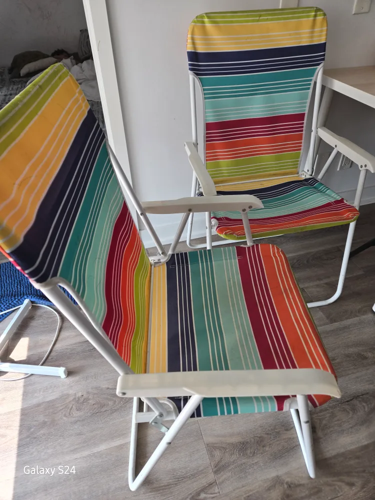 Striped Folding Beach Chairs - Set of 2 image indicator(2)