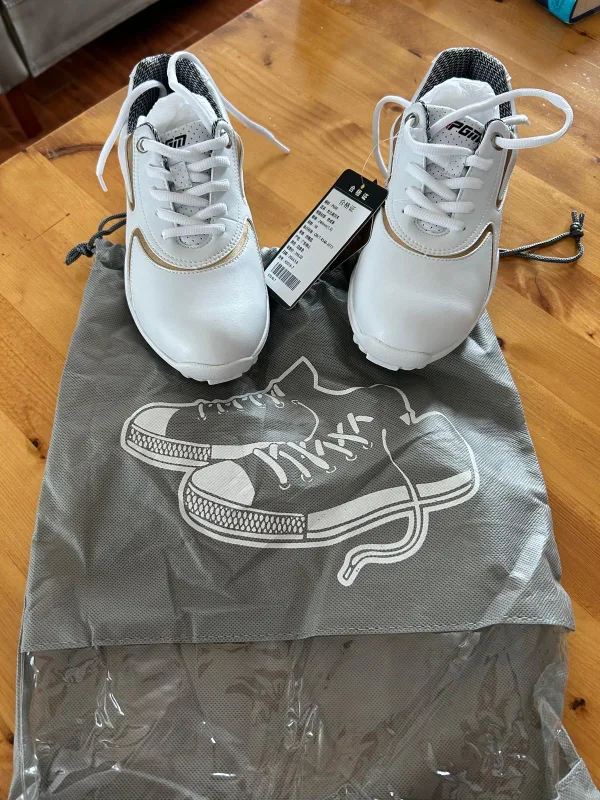 New PGM Golf Shoes - size 6.5 🇨🇦 image indicator(4)