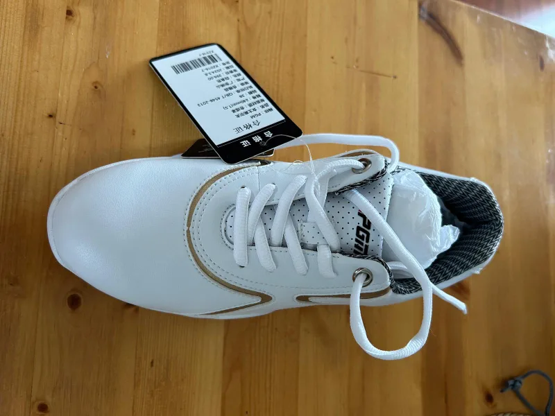 New PGM Golf Shoes - size 6.5 🇨🇦 image indicator(5)