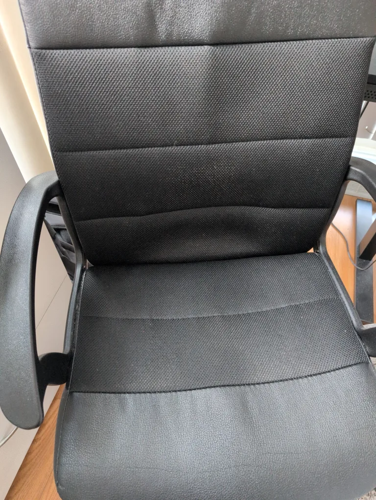 IKEA Renberget Office Chair - Black 🇨🇦 thumbnail