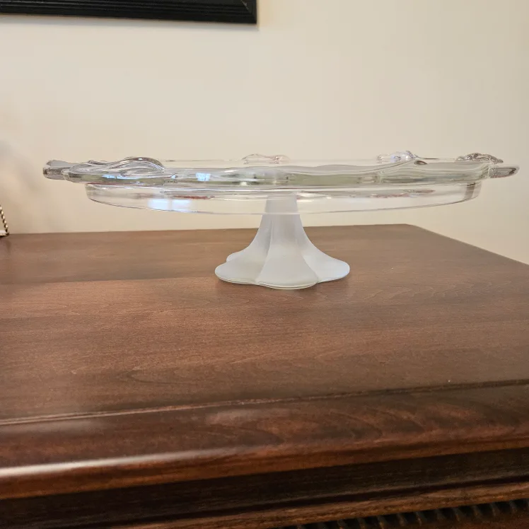Vintage Frosted Glass Cake Stand