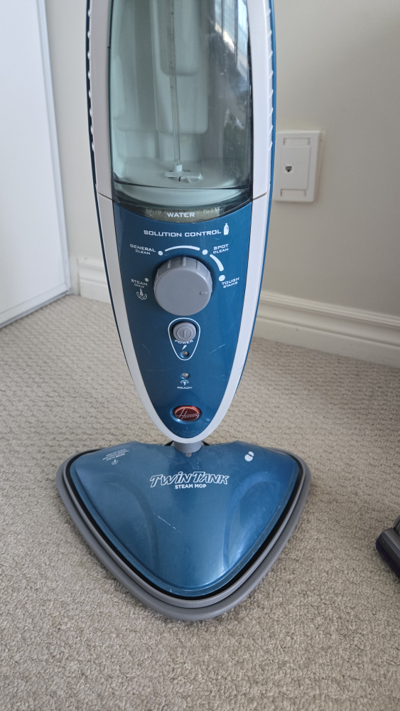Hoover TwinTank Steam Mop - photo 2