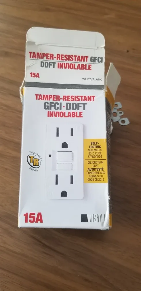 New Vista 15A Tamper-Resistant GFCI Outlet thumbnail
