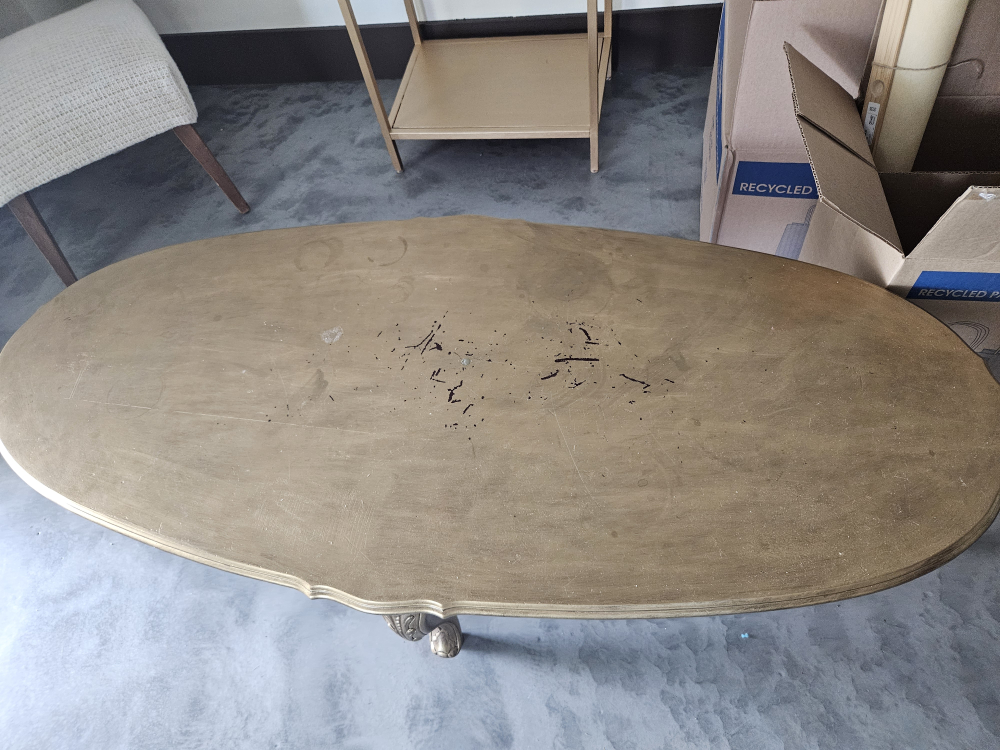 Vintage Oval Coffee Table - Gold Finish - photo 2
