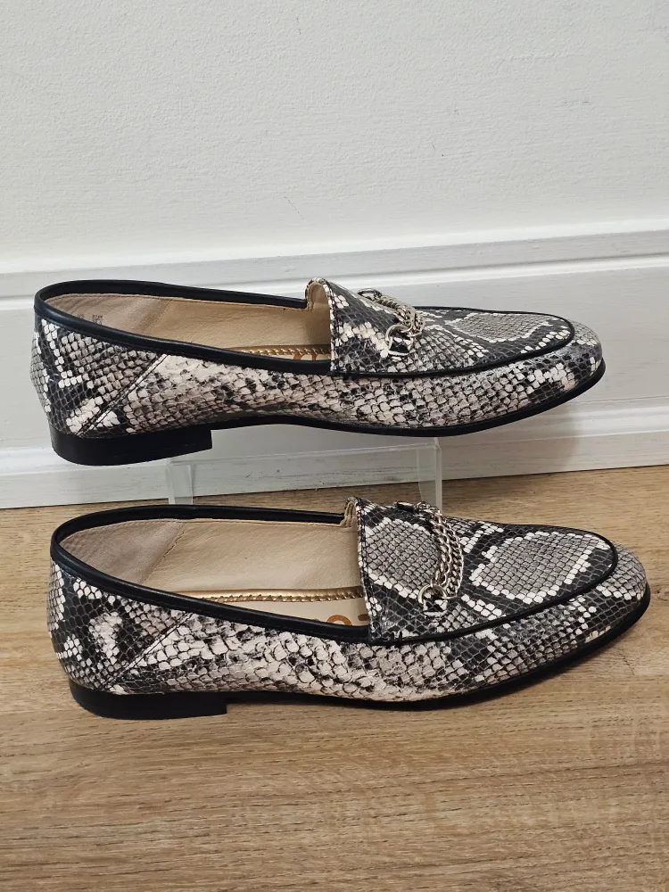 sz 7.5/8 Sam Edelman Leather Snakeskin Loafer image indicator(7)