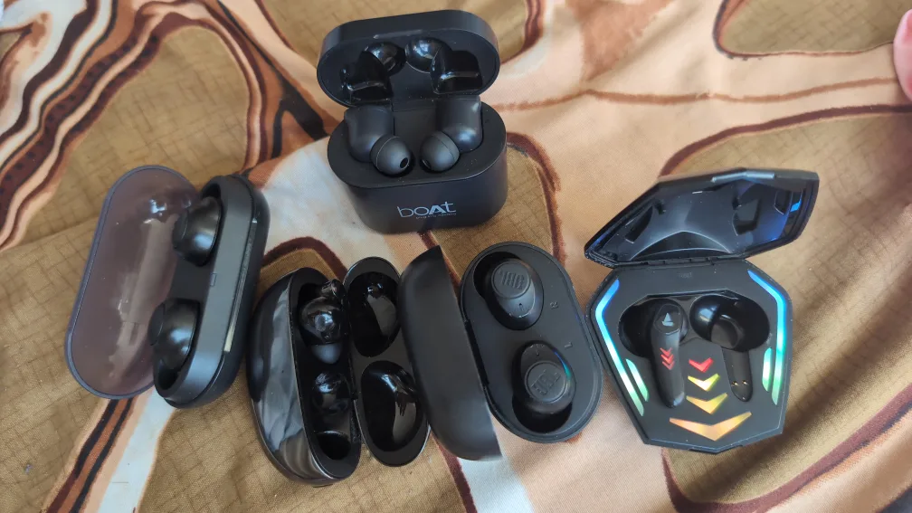 🎧 Lot of 5 Wireless Earbuds – Sony, JBL, boAt, Realme thumbnail