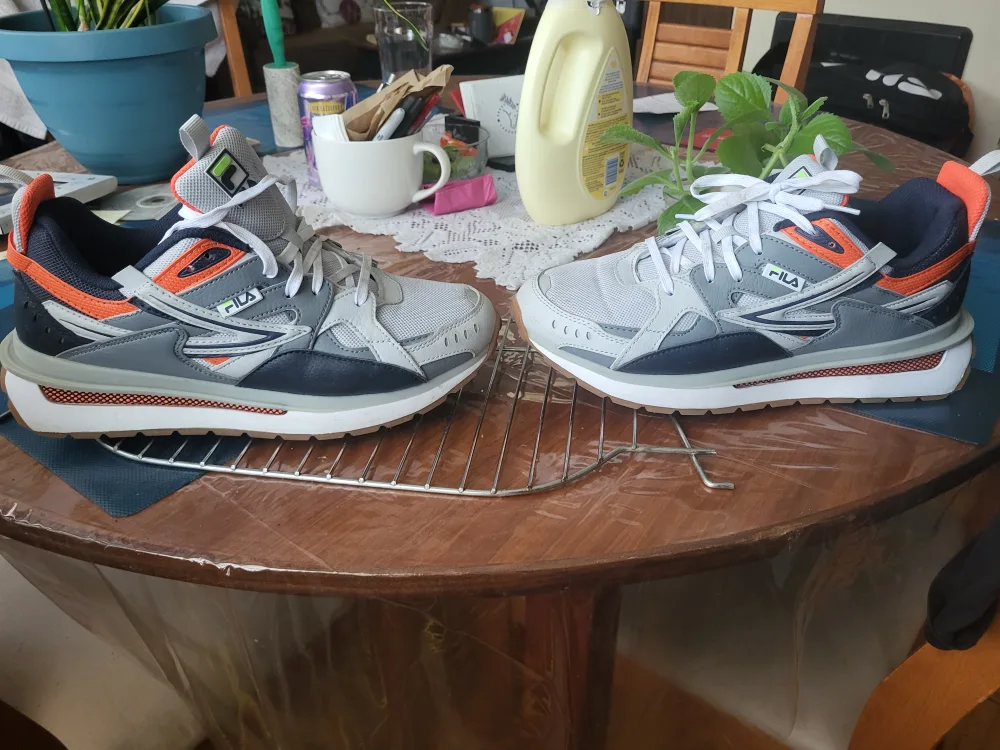 Fila Men's Athletic Shoes - Size 10 image indicator(7)