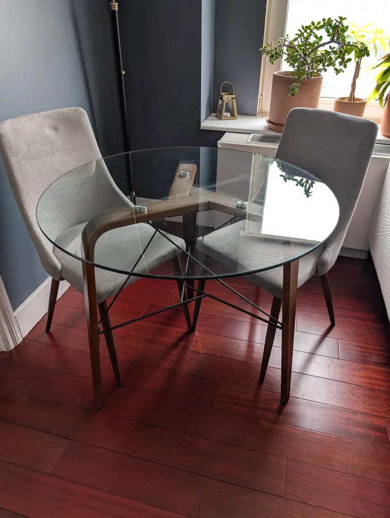 Glass Top Round Dining Table with Chairs thumbnail