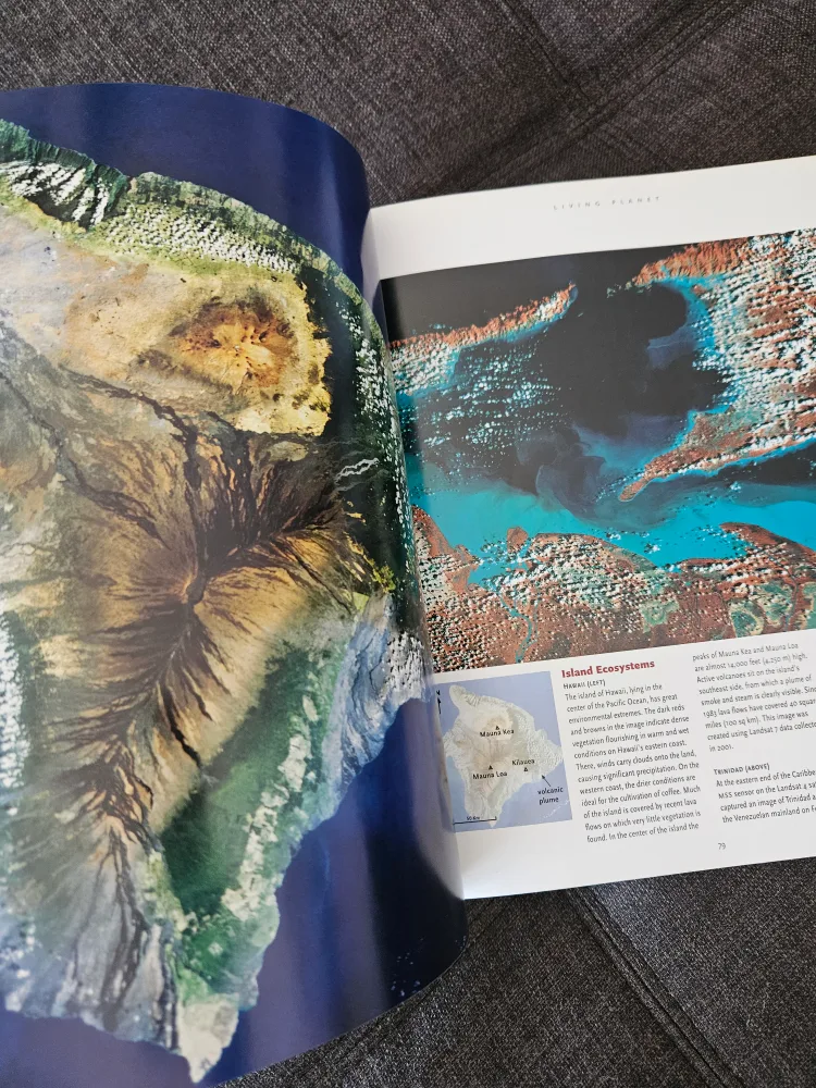 Earth From Space - Smithsonian Softcover Book image indicator(4)