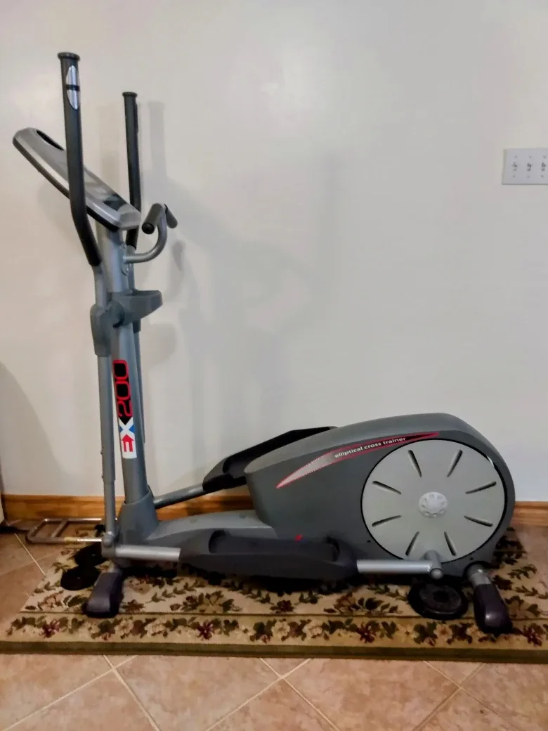 ProForm EX 200 Elliptical Cross Trainer thumbnail