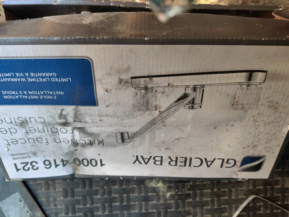 Glacier Bay kitchen faucet (new) image indicator(2)