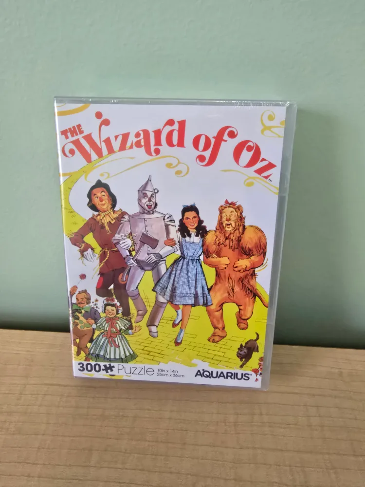 Wizard of Oz 300 Piece Puzzle thumbnail