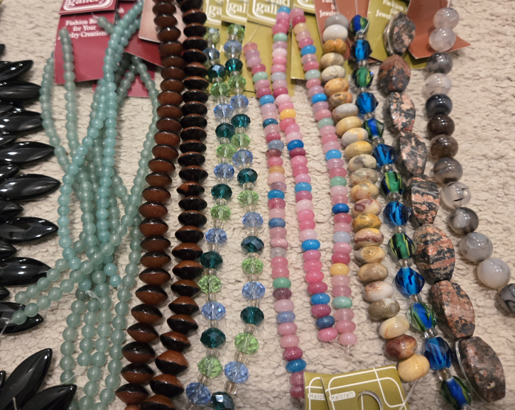 Lot of Assorted Bead Strands 2 - photo 4