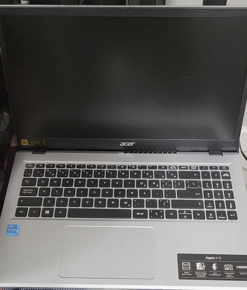 Acer Aspire 3 15 Laptop image indicator(2)