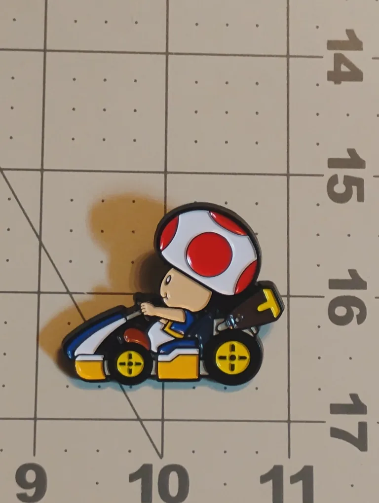 Official Nintendo Mario Kart Enamel Pins/Badge Toad thumbnail