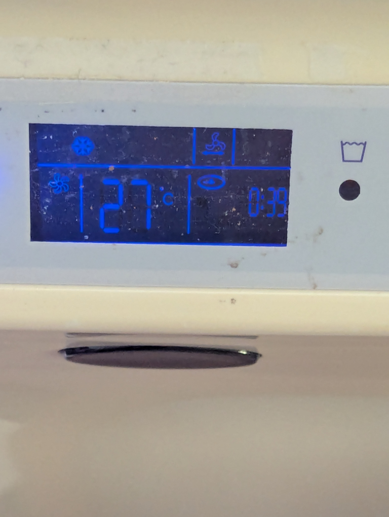 READ AD: AS IS portable air condition not function properly - photo 4