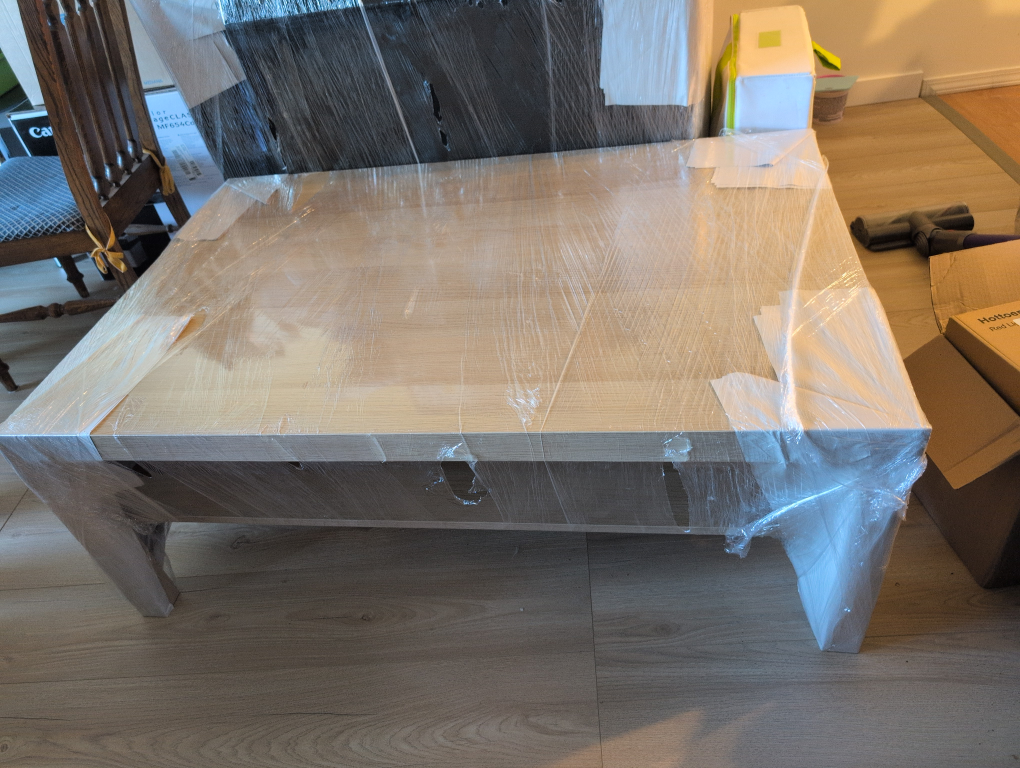 Wood Coffee Table - good condition - photo 3