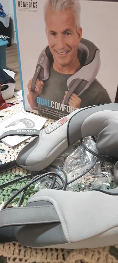 Dual comfort pro shiatsu and vibration neck massager image indicator(3)