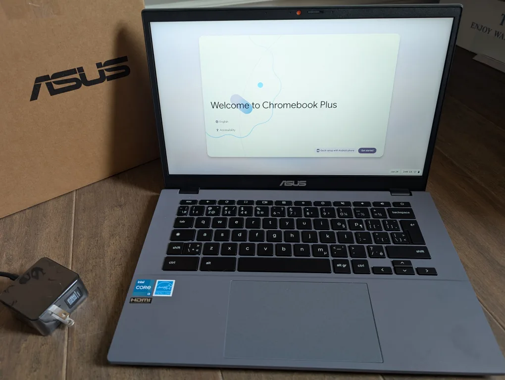 Brand New ASUS Chromebook Plus 14” Laptop For Sale image indicator(5)