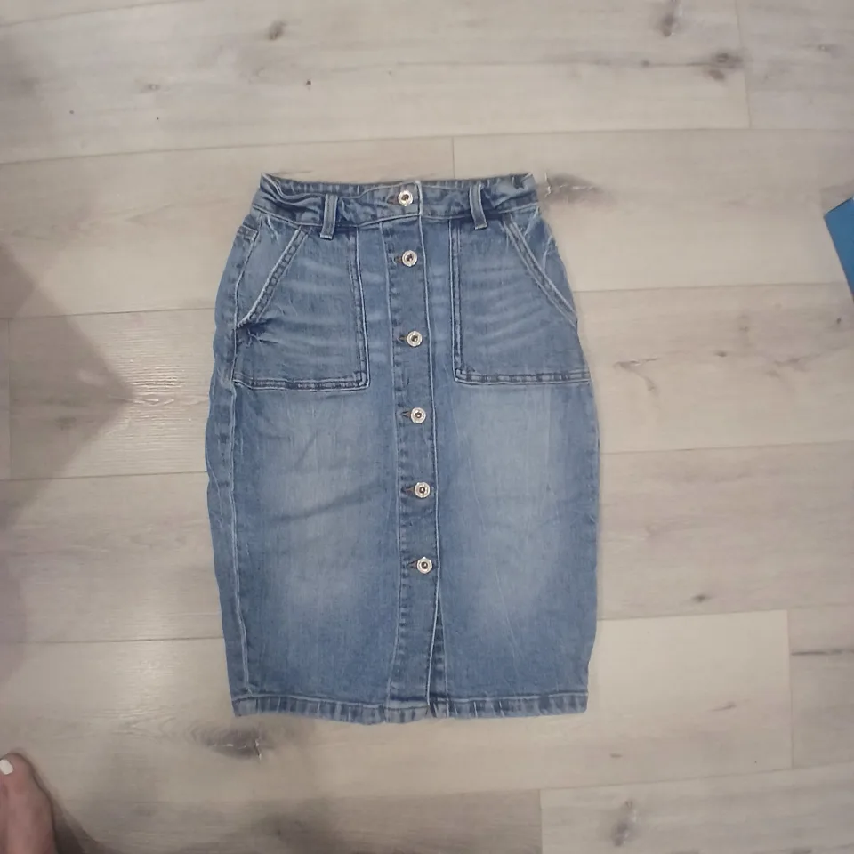 Zara Denim Skirt - Size S thumbnail