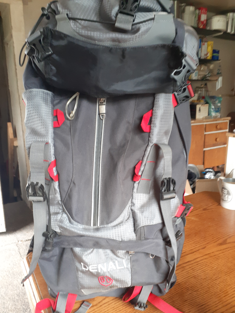 Denali Hiking Backpack - Size M