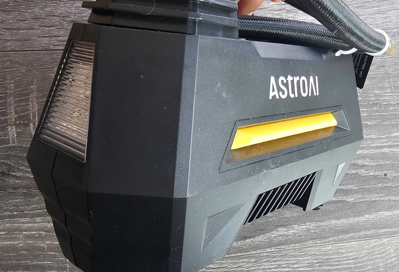 AstroAI Portable Car Air Pump - Like New! image indicator(2)