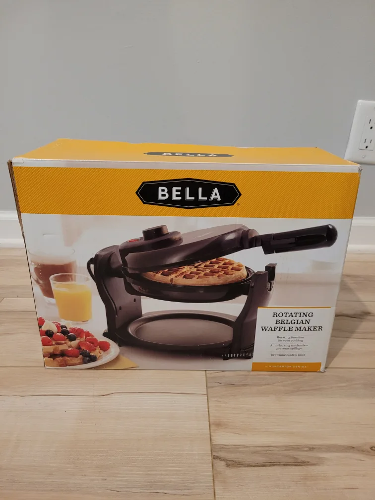 Bella Rotating Belgian Waffle Maker thumbnail