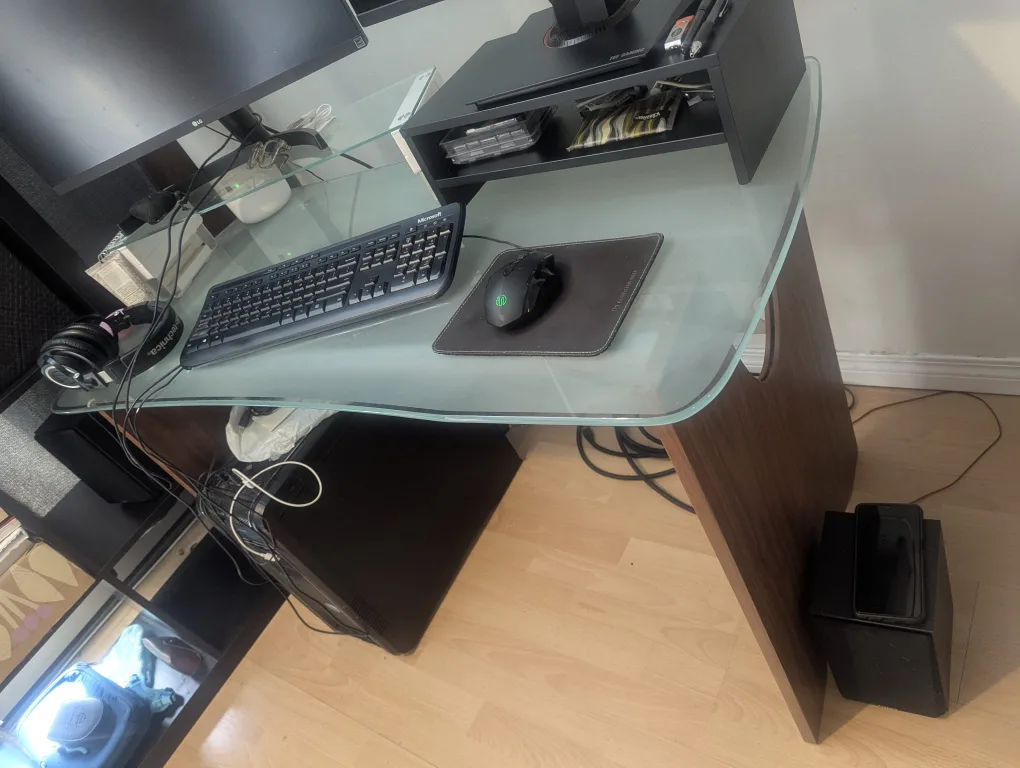 ✨️Moving Sale✨️ Glass Top Desk thumbnail