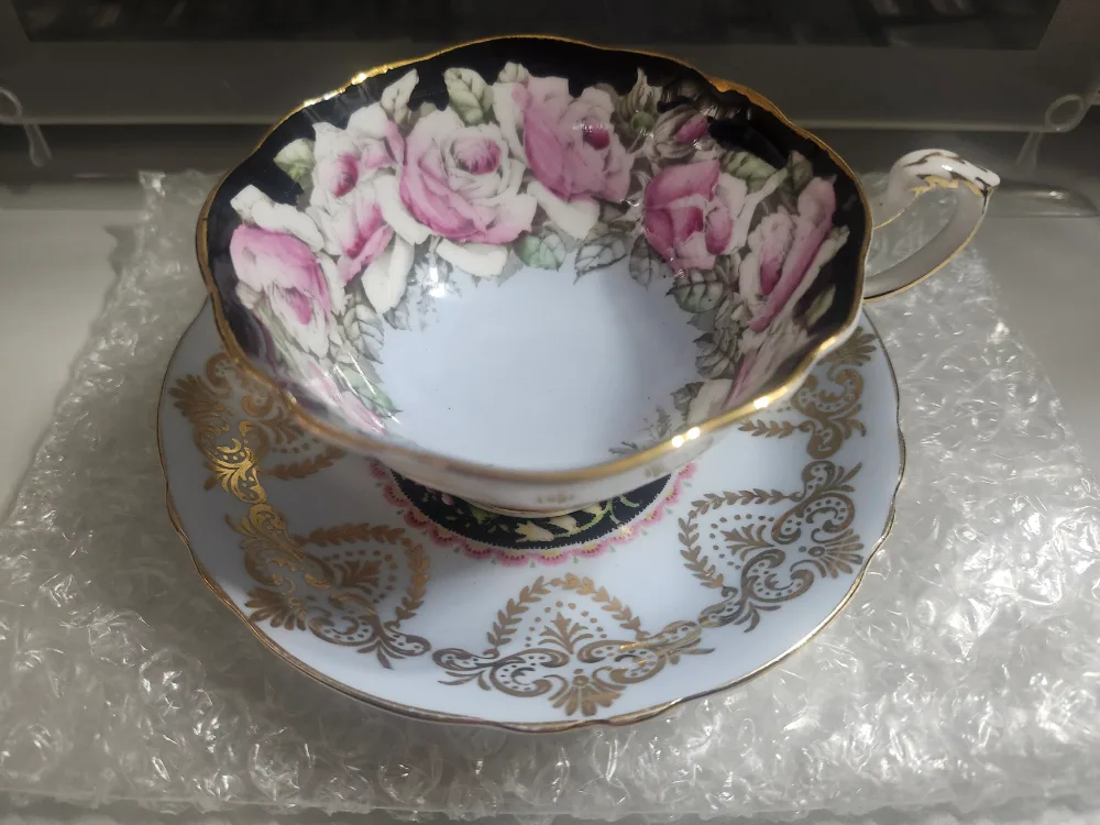 Paragon Fine Bone China Teacup & Saucer Set thumbnail