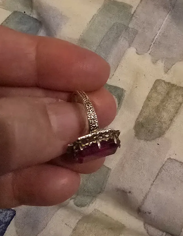 🇨🇦Vintage Ruby Red Stone Ring image indicator(3)