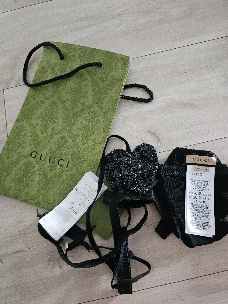 Gucci Black Lingerie Set - Size M image indicator(6)