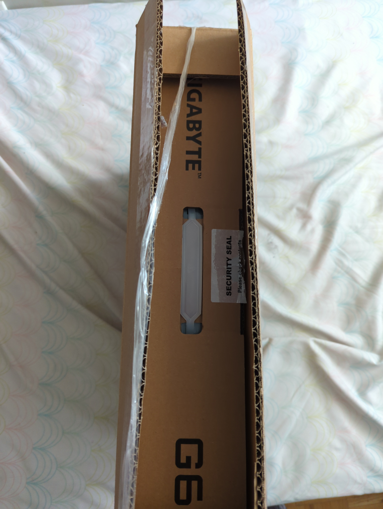 Gigabyte G6 KF Gaming i7-13620H RTX 4060 32GB RAM 1TB Like New - photo 4