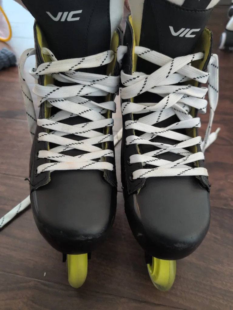 Vic Hockey T3 Inline Skates, Size US 7 image indicator(8)
