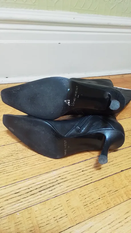 Nine West Black Leather Knee High Boots - Size 8M image indicator(4)