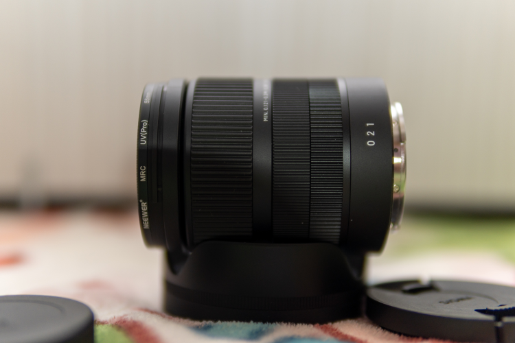 Sigma 18-50mm F2.8 DC DN C Lens Sony E mount with Neewer filters - photo 3