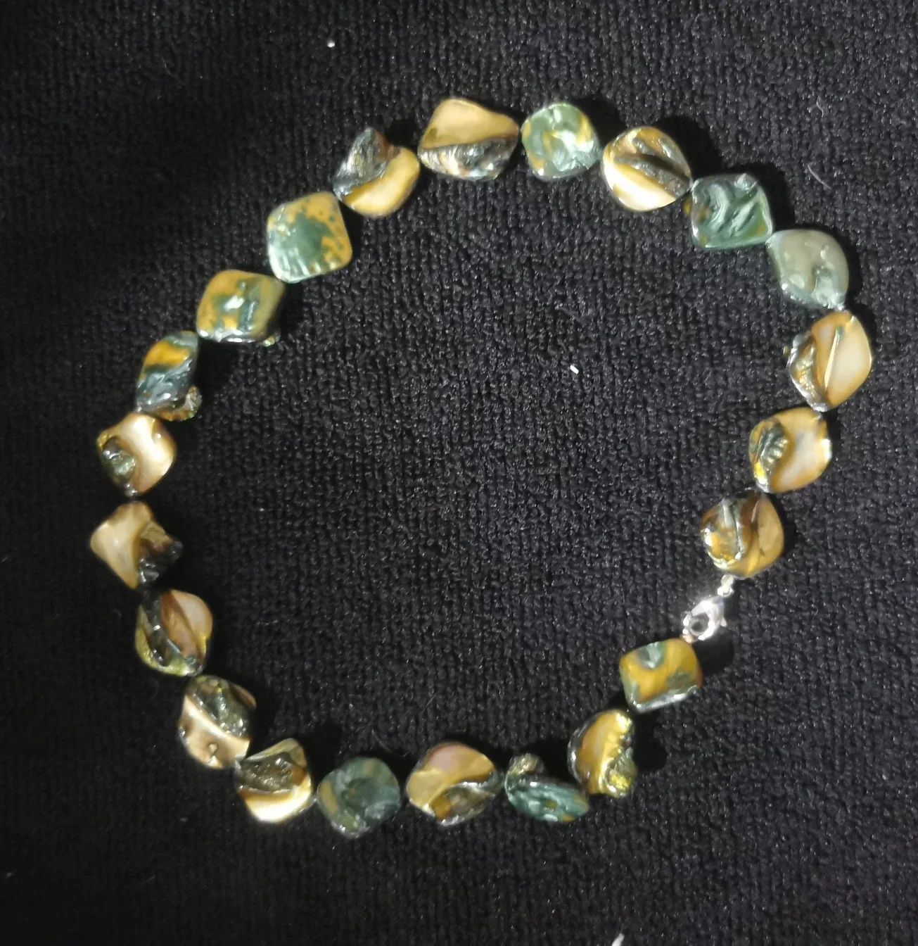 Handmade Beaded Bracelet image indicator(2)