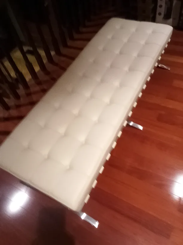 (Mobilia) Modern Barcelona Bench, real Ivory Leather image indicator(2)