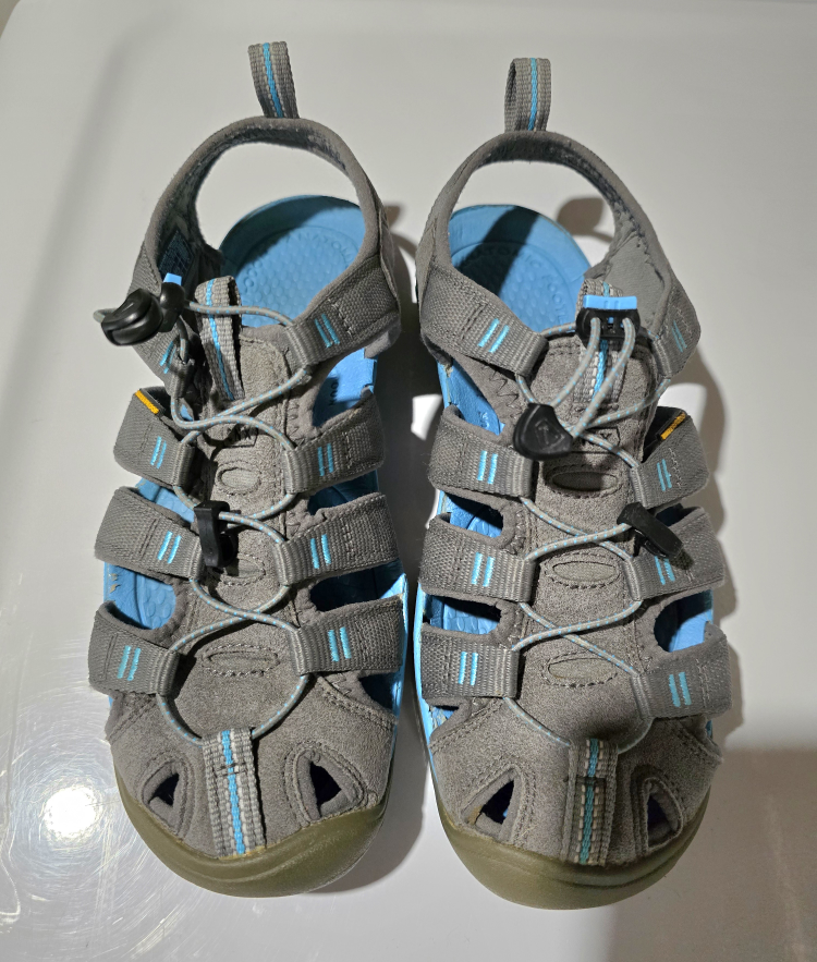 Women's Keen Sandals sz 8
