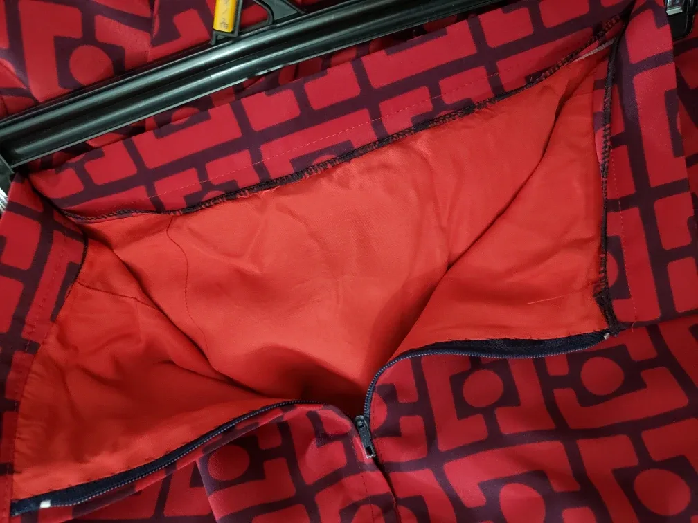 🇨🇦Red & Black Skirt Suit size 14-16 p image indicator(8)