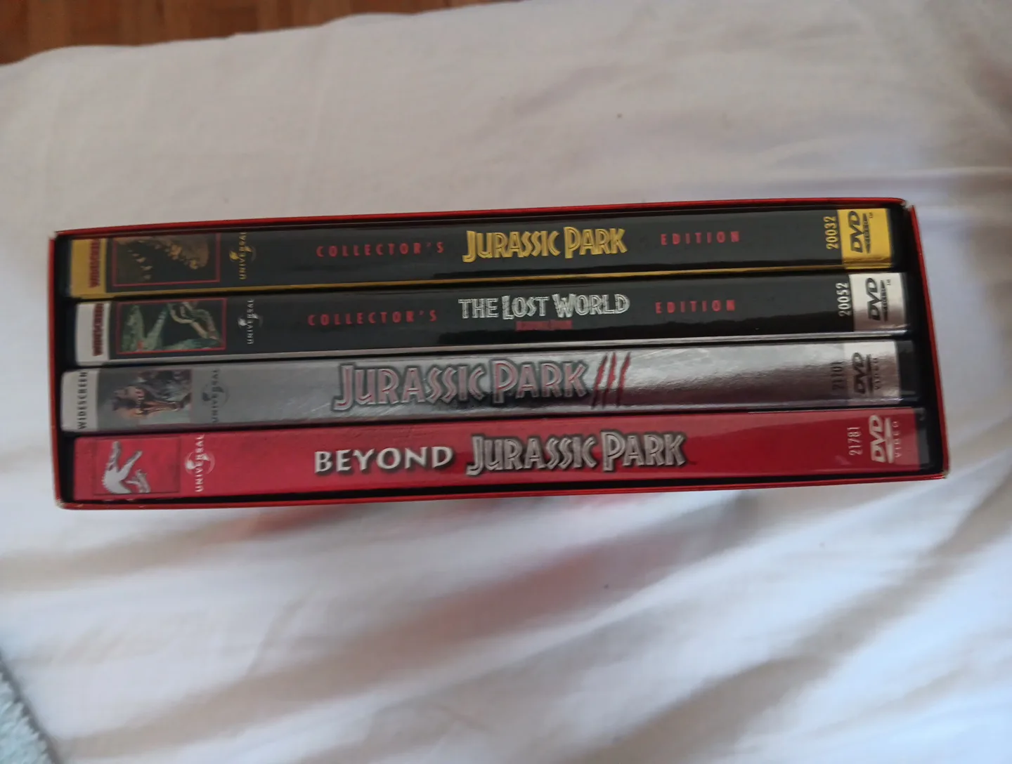 Jurassic Park Trilogy DVD Collector's Edition thumbnail