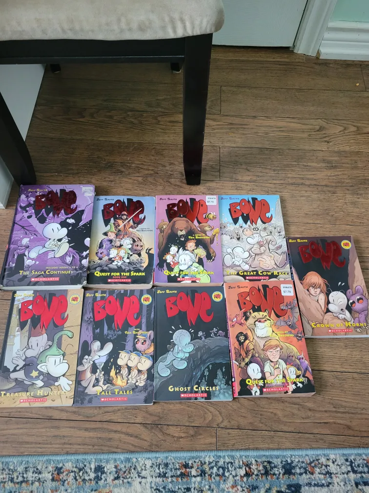 entire unused Bone Comic Book Series by Jeff Smith thumbnail