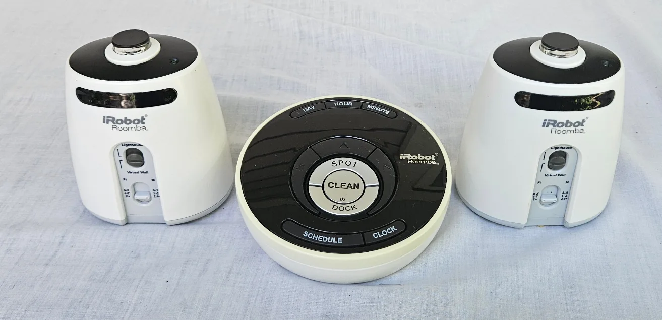 iRobot Roomba 80401 Wireless Command Centre and Virtual Wall thumbnail