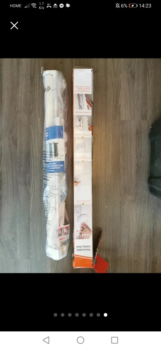 Retractable Safety Gate 55 inch - White image indicator(6)