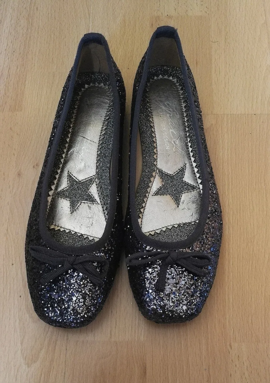 Sparkly Ballet Flats - Size 7 image indicator(2)