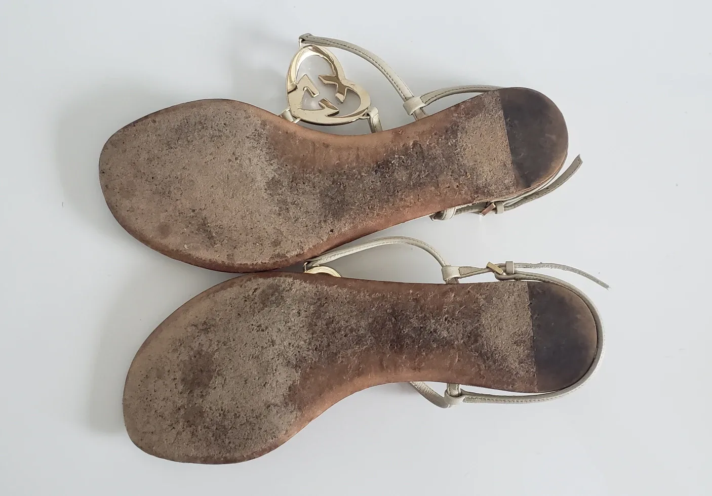 Gucci Monogram Leather Thong Sandals w Gold Heart Logo image indicator(6)