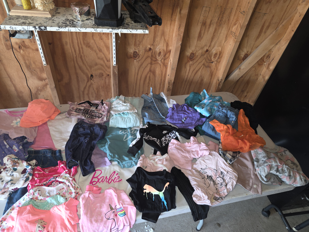 Huge Lot of Baby/Toddler Clothes - photo 3