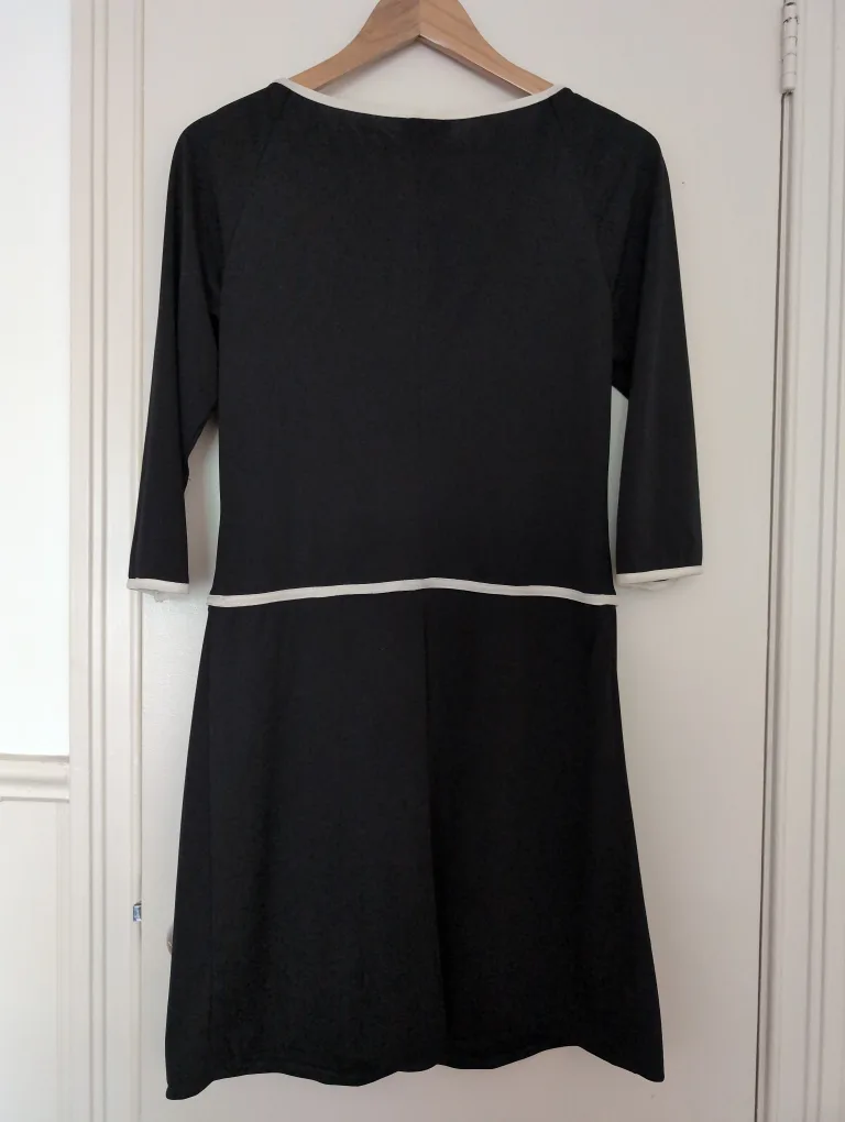 🇨🇦Rabbit Rabbit Designs Black Dress - Size 8 image indicator(2)