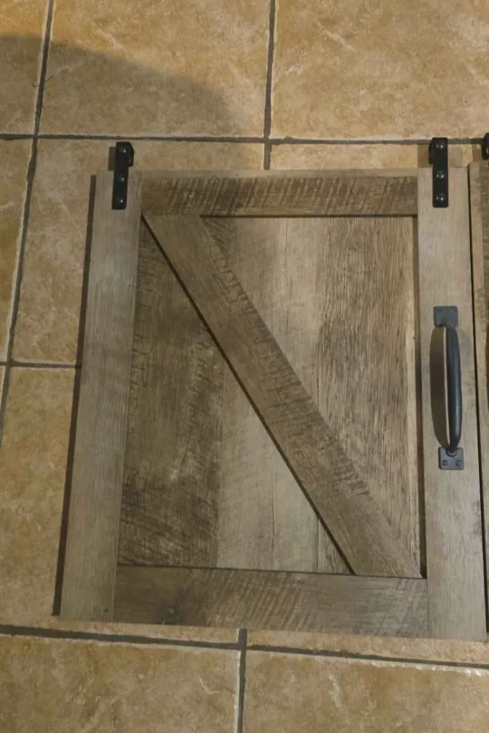 Barn Door Style Cabinet Doors - 22x21 inches image indicator(2)