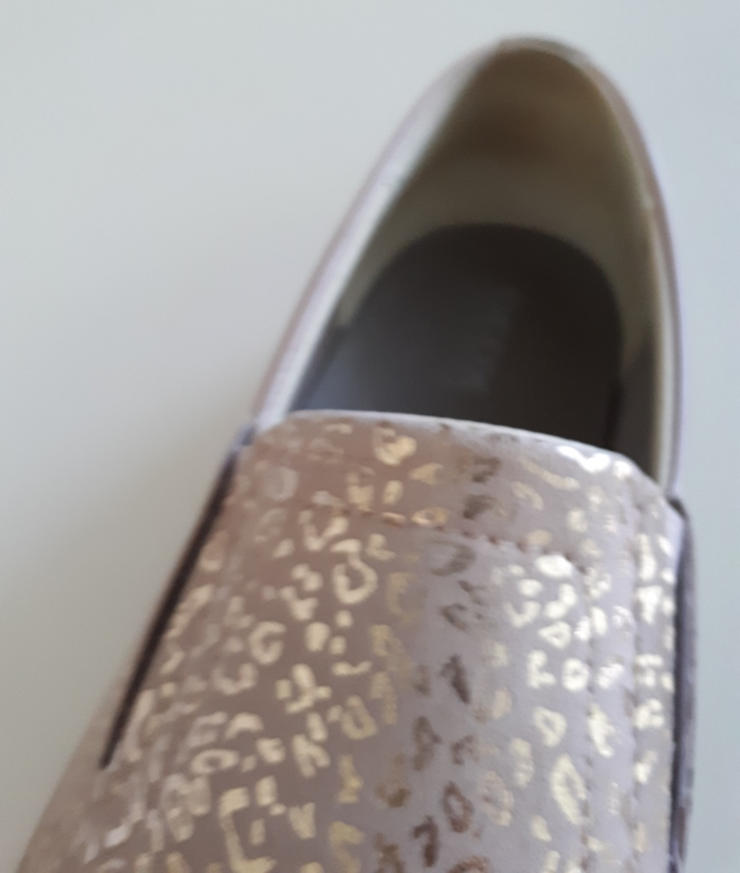 Geox Respira Slip-On Sneakers, Size 9 - photo 2